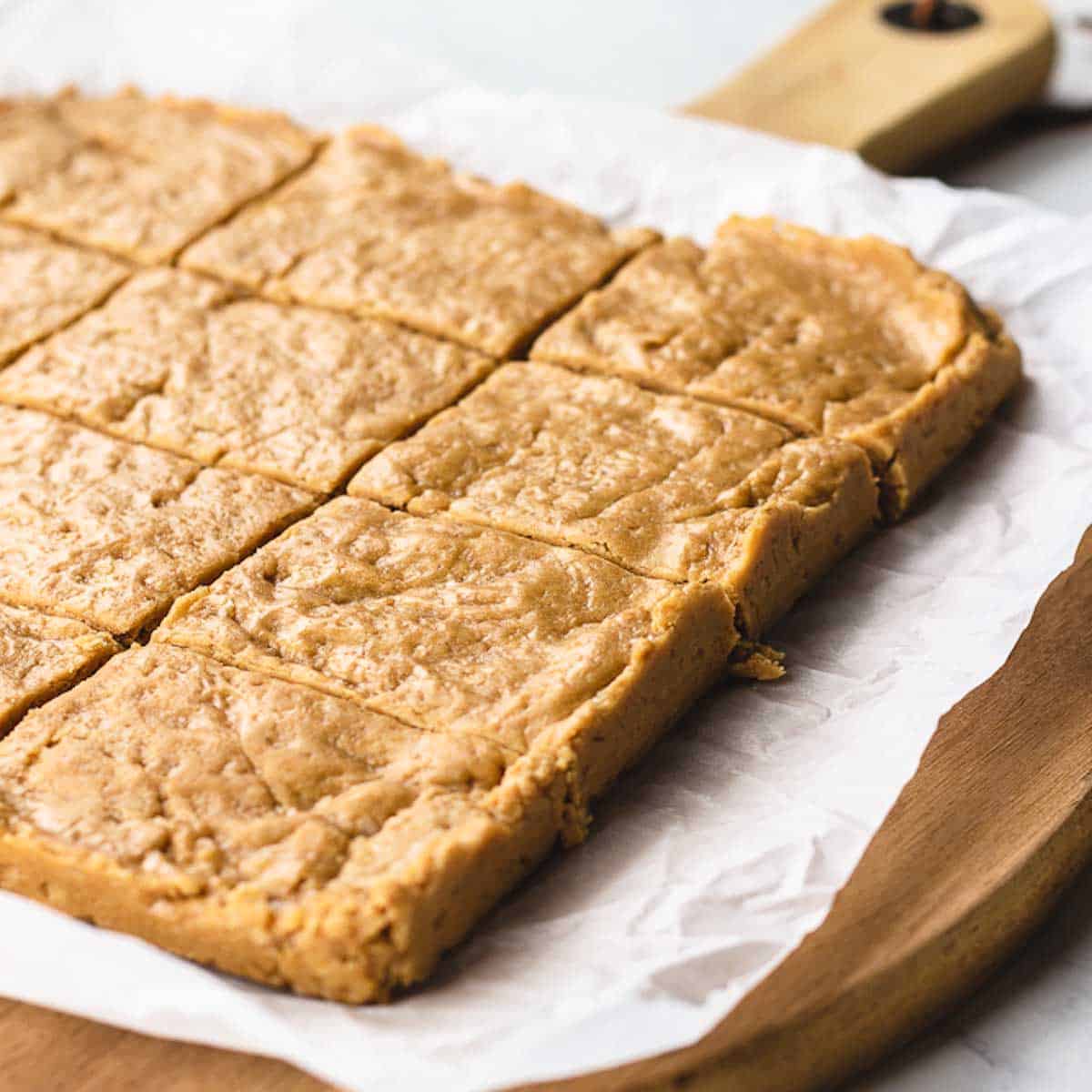 Whip Up Delicious 4-Ingredient Peanut Butter Protein Bars Today